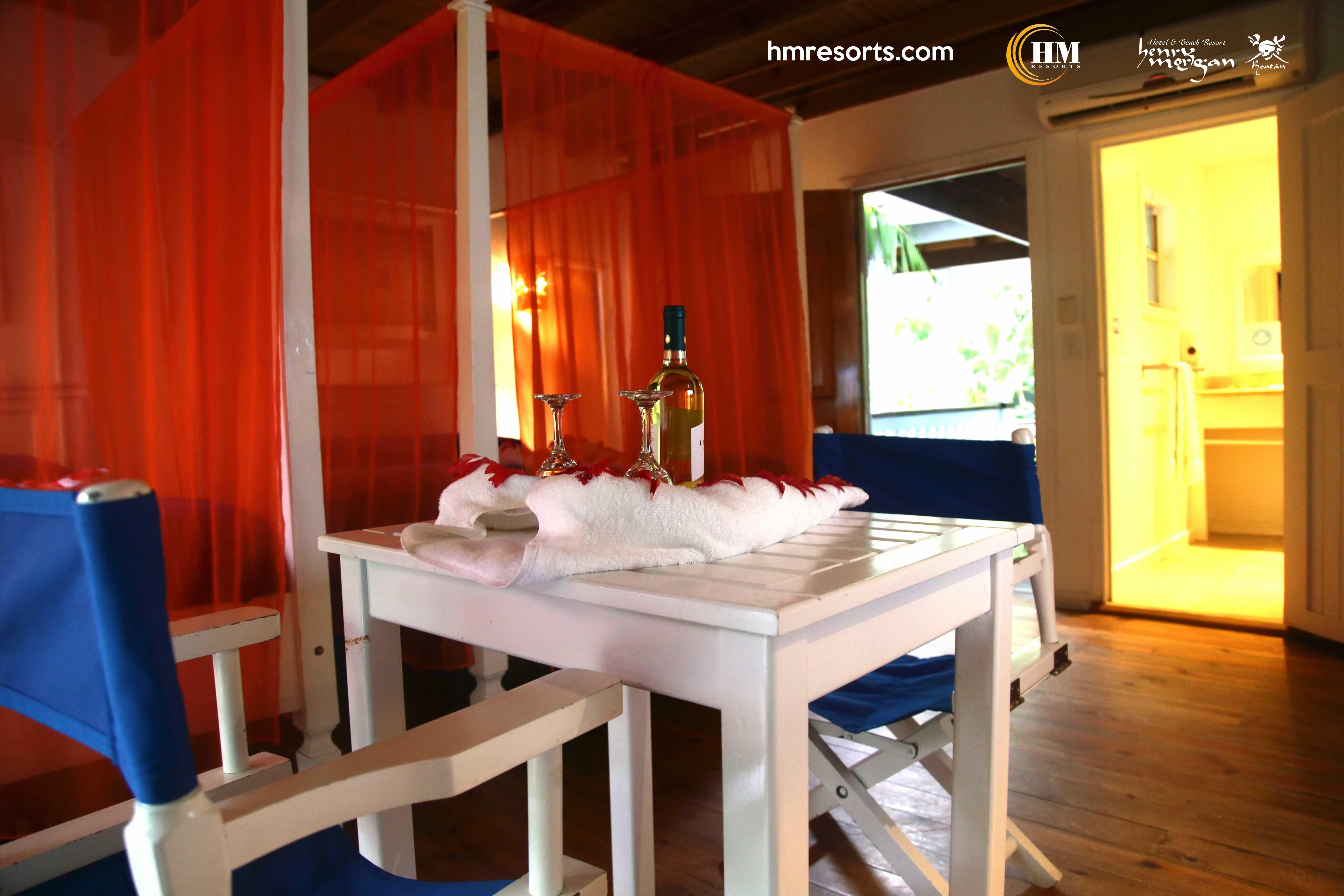 Hotel Henry Morgan All Inclusive West Bay Exterior foto